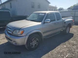 2003 Toyota Tundra SR5 с VIN 5TBBT44163S417014, выставлен на аукционе Copart как лот 71207915 с пробегом 172 003 миль миль и Чистый • Clean title. История ставок и продаж доступна на DreamBid. Изображение 1.