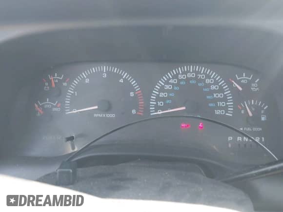 2001 Dodge 1500 Work Special z VIN 1B7HC16X51S235925, wystawiony jako IAAI lot #42054800 z przebiegiem 269 112 mil mil oraz . Historia ofert i sprzedaży dostępna na DreamBid. Obrazek 7.