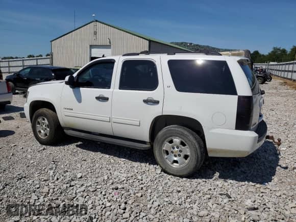 2013 Chevrolet Tahoe LT z VIN 1GNSKBE05DR250513, wystawiony jako Copart lot #71585735 z przebiegiem 199 451 mil mil oraz Szkoda całkowita • Salvage title. Historia ofert i sprzedaży dostępna na DreamBid. Obrazek 2.