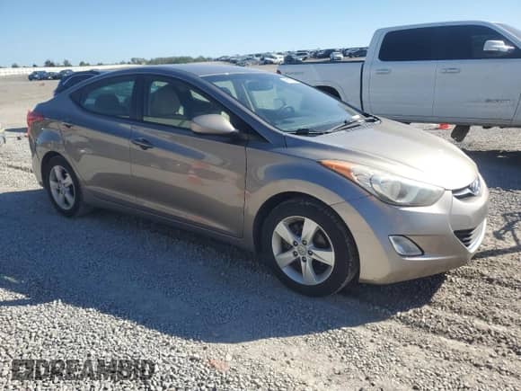 2012 Hyundai Elantra Limited с VIN 5NPDH4AE4CH133850, выставлен на аукционе Copart как лот 85887395 с пробегом 122 221 миль миль и Списание • Salvage title. История ставок и продаж доступна на DreamBid. Изображение 4.
