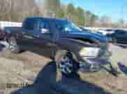 2017 Ram 1500 Big Horn z VIN 3C6RR6LT5HG563629, wystawiony jako IAAI lot #41811191 z przebiegiem 65 103 mil mil oraz . Historia ofert i sprzedaży dostępna na DreamBid. Obrazek 1.