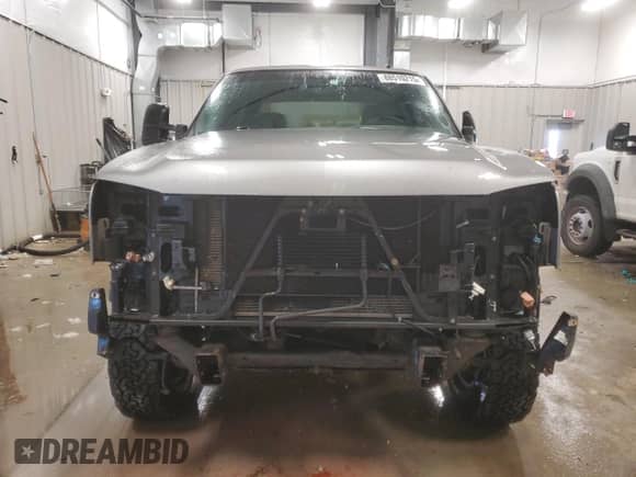 2007 Chevrolet Silverado 3500 с VIN 1GCHK33G47F193638, выставлен на аукционе Copart как лот 88510215 с пробегом 136 572 миль миль и Чистый • Clean title. История ставок и продаж доступна на DreamBid. Изображение 5.