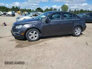 2015 Chevrolet Cruze LT z VIN 1G1PC5SB6F7299908, wystawiony jako Copart lot #69209445 z przebiegiem 68 487 mil mil oraz Szkoda całkowita • Salvage title. Historia ofert i sprzedaży dostępna na DreamBid. Obrazek 1.