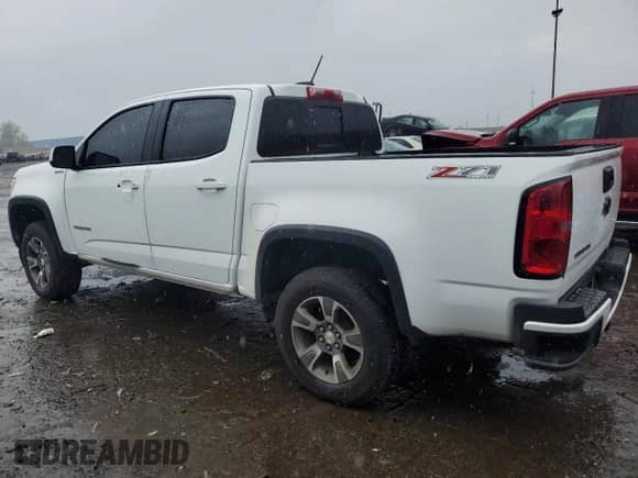 2017 Chevrolet Colorado 4WD Z71 with VIN 1GCPTDE1XH1216782, listed as a Copart auction lot 56040015 with 192,798 mi miles and Clean title. Bid and sale history available at DreamBid. Image 2.