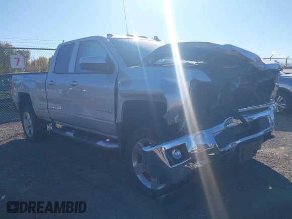 2018 Chevrolet Silverado 2500HD LT with VIN 1GC2KVEG7JZ343780, listed as a IAAI auction lot 43462071 with 41,114 mi miles and . Bid and sale history available at DreamBid. Image 1.