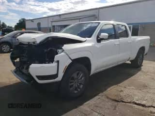 2025 Nissan Frontier SV с VIN 1N6ED1FK9SN624293, выставлен на аукционе Copart как лот 70285855 с пробегом 20 496 миль миль и Списание • Salvage title. История ставок и продаж доступна на DreamBid. Изображение 1.