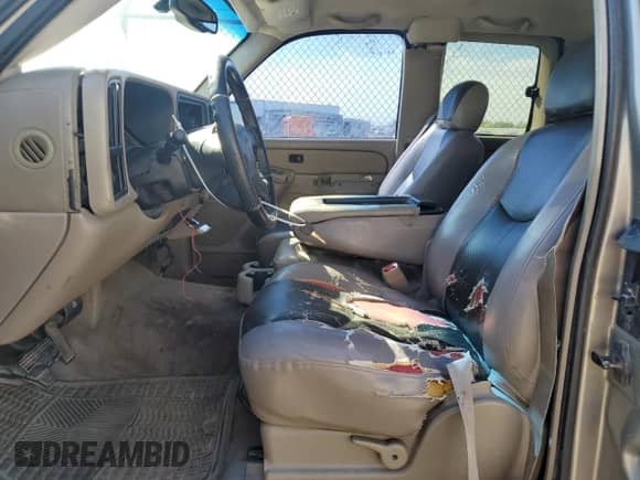 2003 GMC Sierra 1500 with VIN 2GTEC19VX31251523, listed as a Copart auction lot 70610284 with 314,771 mi miles and Salvage title. Bid and sale history available at DreamBid. Image 7.