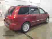 2010 Toyota Sienna XLE с VIN 5TDDK4CC4AS028813, выставлен на аукционе Copart как лот 63802995 с пробегом 106 123 миль миль и Чистый • Clean title. История ставок и продаж доступна на DreamBid. Изображение 3.