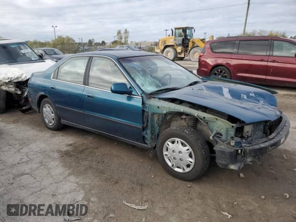 1995 Honda Accord LX с VIN 1HGCD5536SA091467, выставлен на аукционе Copart как лот 80224824 с пробегом 186 314 миль миль и На запчасти • Non repairable. История ставок и продаж доступна на DreamBid. Изображение 4.
