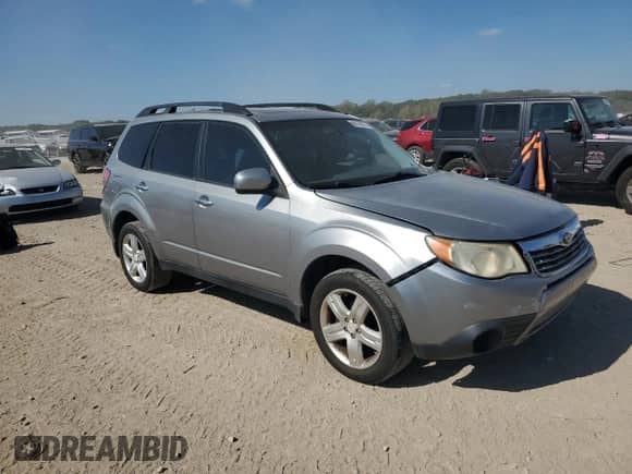 2009 Subaru Forester X z VIN JF2SH63679H729245, wystawiony jako Copart lot #86156635 z przebiegiem 182 709 mil mil oraz Szkoda całkowita • Salvage title. Historia ofert i sprzedaży dostępna na DreamBid. Obrazek 4.