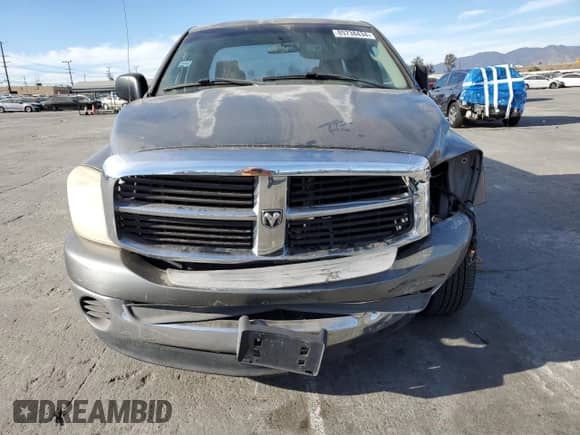 2006 Dodge 1500 ST z VIN 1D7HA18N86J220551, wystawiony jako Copart lot #85738434 z przebiegiem 125 967 mil mil oraz Szkoda całkowita • Salvage title. Historia ofert i sprzedaży dostępna na DreamBid. Obrazek 5.