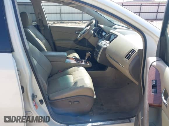 2009 Nissan Murano S z VIN JN8AZ18W49W154721, wystawiony jako IAAI lot #42511974 z przebiegiem 252 926 mil mil oraz . Historia ofert i sprzedaży dostępna na DreamBid. Obrazek 5.