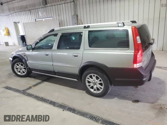 2006 Volvo XC70 with VIN YV4SZ592561209850, listed as a Copart auction lot 80675685 with 213,766 mi miles and Salvage title. Bid and sale history available at DreamBid. Image 2.
