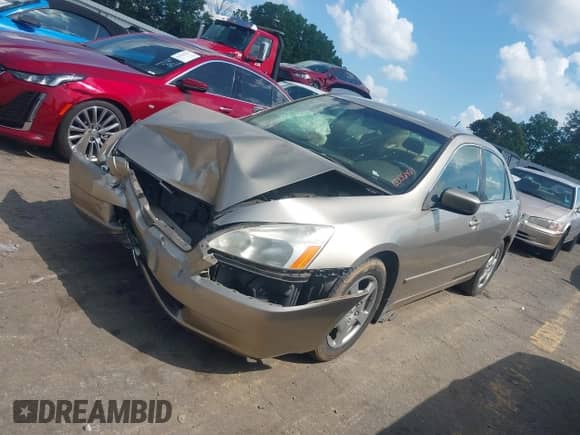 2005 Honda Accord with VIN JHMCN36415C006954, listed as a IAAI auction lot 42224184 with 89,494 mi miles and . Bid and sale history available at DreamBid. Image 17.