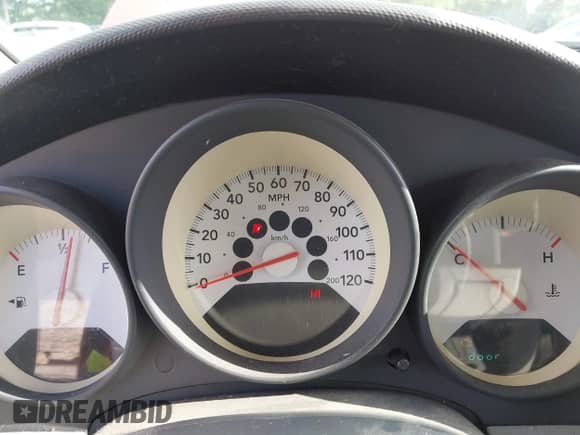 2007 Dodge Caliber with VIN 1B3HB28C97D198069, listed as a IAAI auction lot 42721624 with 143,427 mi miles and . Bid and sale history available at DreamBid. Image 7.