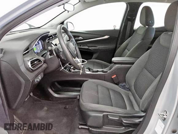 2023 Chevrolet Bolt EUV LT with VIN 1G1FY6S06P4155487, listed as a Copart auction lot 84301885 with 49,090 mi miles and Non repairable. Bid and sale history available at DreamBid. Image 7.