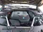 2021 BMW 5 Series 530i xDrive z VIN WBA13BJ04MCF43555, wystawiony jako IAAI lot #42169253 z przebiegiem 43 501 mil mil oraz . Historia ofert i sprzedaży dostępna na DreamBid. Obrazek 10.