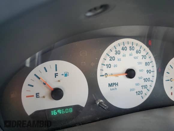 2005 Dodge Caravan SE with VIN 1D4GP25R25B168654, listed as a Copart auction lot 84201615 with 169,608 mi miles and Clean title. Bid and sale history available at DreamBid. Image 9.