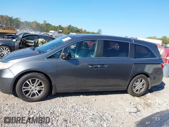 2013 Honda Odyssey EX-L с VIN 5FNRL5H66DB004744, выставлен на аукционе IAAI как лот 43488064 с пробегом 244 607 миль миль и . История ставок и продаж доступна на DreamBid. Изображение 14.