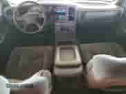 2005 Chevrolet Silverado 1500HD LS с VIN 1GCGK13UX5F890220, выставлен на аукционе Copart как лот 71564445 с пробегом 221 907 миль миль и Чистый • Clean title. История ставок и продаж доступна на DreamBid. Изображение 8.
