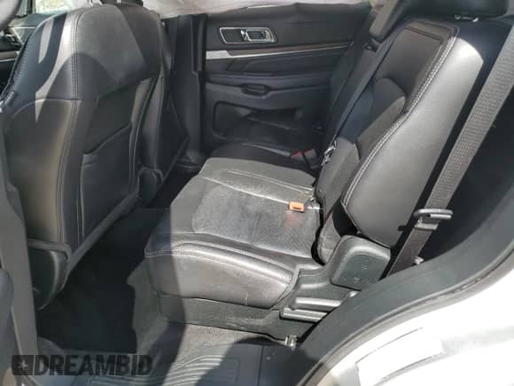 2019 Ford Explorer Limited z VIN 1FM5K7F83KGB16384, wystawiony jako Copart lot #65544105 z przebiegiem 147 972 mil mil oraz Szkoda całkowita • Salvage title. Historia ofert i sprzedaży dostępna na DreamBid. Obrazek 11.