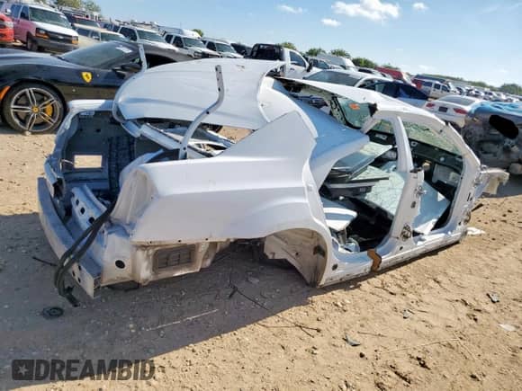 2019 Chrysler 300 Touring с VIN 2C3CCAAG3KH728906, выставлен на аукционе Copart как лот 69372685 с пробегом Не указан миль и На запчасти • Non repairable. История ставок и продаж доступна на DreamBid. Изображение 3.