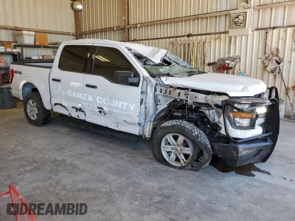 2023 Ford F-150 XL z VIN 1FTFW1E50PFD24205, wystawiony jako Copart lot #66202755 z przebiegiem 12 632 mil mil oraz Szkoda całkowita • Salvage title. Historia ofert i sprzedaży dostępna na DreamBid. Obrazek 4.