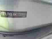 2007 Toyota Camry XLE z VIN JTNBE46K173028081, wystawiony jako IAAI lot #43234560 z przebiegiem 196 803 mil mil oraz . Historia ofert i sprzedaży dostępna na DreamBid. Obrazek 9.