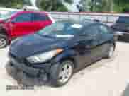 2013 Hyundai Elantra GLS z VIN KMHDH4AE2DU493590, wystawiony jako IAAI lot #43301889 z przebiegiem 101 499 mil mil oraz . Historia ofert i sprzedaży dostępna na DreamBid. Obrazek 18.