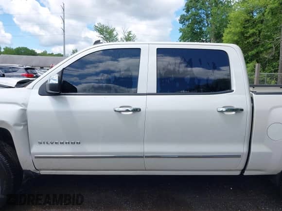 2014 Chevrolet Silverado 1500 LTZ with VIN 3GCUKSEC3EG312519, listed as a IAAI auction lot 42248191 with 141,707 mi miles and . Bid and sale history available at DreamBid. Image 15.