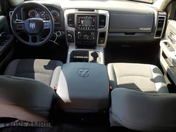 2018 Ram 1500 Big Horn z VIN 1C6RR7LM5JS335918, wystawiony jako Copart lot #71468025 z przebiegiem 70 600 mil mil oraz Czysty tytuł • Clean title. Historia ofert i sprzedaży dostępna na DreamBid. Obrazek 8.