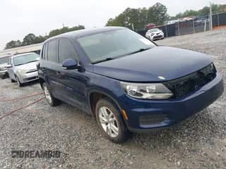 2013 Volkswagen Tiguan S с VIN WVGAV3AX6DW560719, выставлен на аукционе IAAI как лот 43323138 с пробегом Не указан миль и . История ставок и продаж доступна на DreamBid. Изображение 1.