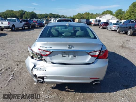 2011 Hyundai Sonata Limited с VIN 5NPEC4AC6BH249227, выставлен на аукционе IAAI как лот 43310946 с пробегом 189 692 миль миль и . История ставок и продаж доступна на DreamBid. Изображение 16.