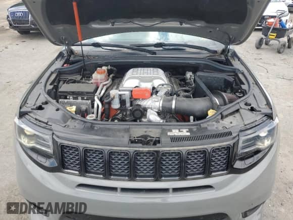 2021 Jeep Grand Cherokee Trackhawk z VIN 1C4RJFN96MC659042, wystawiony jako Copart lot #65164445 z przebiegiem 9 356 mil mil oraz Czysty tytuł • Clean title. Historia ofert i sprzedaży dostępna na DreamBid. Obrazek 12.