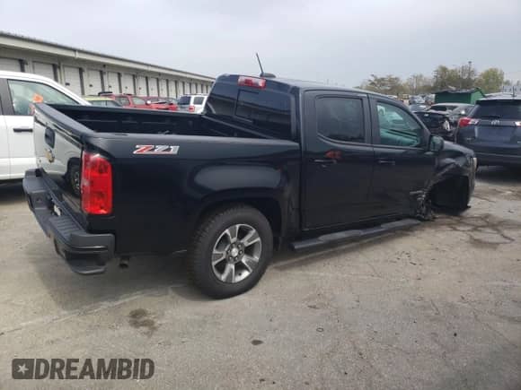 2019 Chevrolet Colorado 2WD Z71 with VIN 1GCGSDEA8K1169553, listed as a Copart auction lot 71304044 with 75,586 mi miles and Salvage title. Bid and sale history available at DreamBid. Image 3.