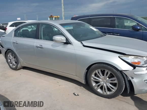 2011 Hyundai Genesis с VIN KMHGC4DEXBU115263, выставлен на аукционе IAAI как лот 42678611 с пробегом 127 284 миль миль и . История ставок и продаж доступна на DreamBid. Изображение 14.