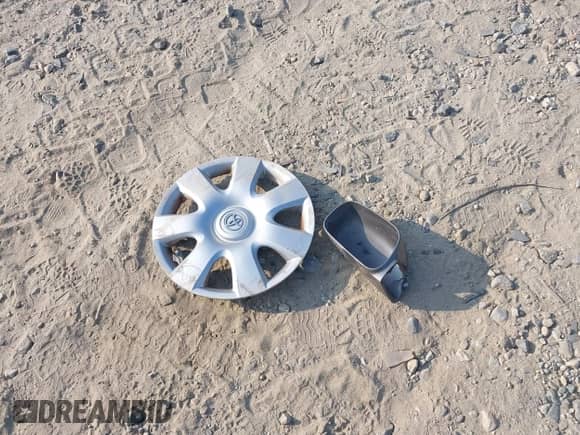 2003 Toyota Camry XLE with VIN 4T1BE32K53U668153, listed as a IAAI auction lot 43249059 with 194,101 mi miles and . Bid and sale history available at DreamBid. Image 12.