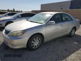 2006 Toyota Camry LE с VIN 4T1BE32KX6U657010, выставлен на аукционе Copart как лот 84707885 с пробегом 239 556 миль миль и Чистый • Clean title. История ставок и продаж доступна на DreamBid. Изображение 1.