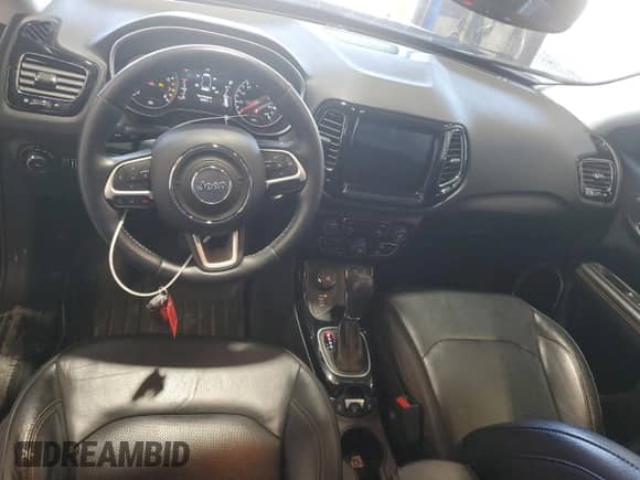 2018 Jeep Compass Limited с VIN 3C4NJDCB9JT113439, выставлен на аукционе Copart как лот 82579405 с пробегом 62 315 миль миль и Списание • Salvage title. История ставок и продаж доступна на DreamBid. Изображение 8.