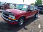 2003 Chevrolet S-10 LS с VIN 1GCCS19X438123108, выставлен на аукционе IAAI как лот 42707447 с пробегом 71 461 миль миль и . История ставок и продаж доступна на DreamBid. Изображение 2.