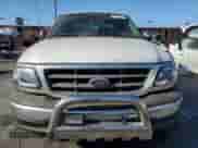 2002 Ford F-150 XLT с VIN 1FTRW07L52KA32293, выставлен на аукционе Copart как лот 81226245 с пробегом 472 017 миль миль и Списание • Salvage title. История ставок и продаж доступна на DreamBid. Изображение 5.