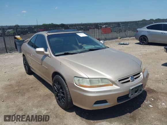 2002 Honda Accord EX z VIN 1HGCG22542A003883, wystawiony jako IAAI lot #42497556 z przebiegiem 195 118 mil mil oraz . Historia ofert i sprzedaży dostępna na DreamBid. Obrazek 1.