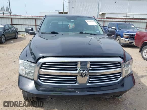 2017 Ram 1500 Big Horn z VIN 1C6RR6LT6HS524623, wystawiony jako IAAI lot #42869269 z przebiegiem 188 650 mil mil oraz . Historia ofert i sprzedaży dostępna na DreamBid. Obrazek 12.