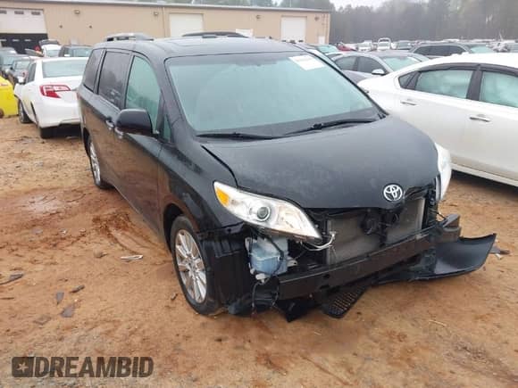 2012 Toyota Sienna XLE with VIN 5TDDK3DC3CS030466, listed as a IAAI auction lot 41914368 with 174,512 mi miles and . Bid and sale history available at DreamBid. Image 1.