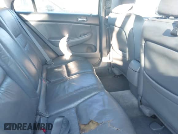 2005 Honda Accord EX-L с VIN 1HGCM66545A074242, выставлен на аукционе IAAI как лот 43506973 с пробегом 189 674 миль миль и . История ставок и продаж доступна на DreamBid. Изображение 8.