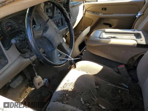 2005 Chevrolet Silverado 1500 z VIN 1GCEC14T85Z121465, wystawiony jako Copart lot #81165044 z przebiegiem 184 695 mil mil oraz Szkoda całkowita • Salvage title. Historia ofert i sprzedaży dostępna na DreamBid. Obrazek 7.