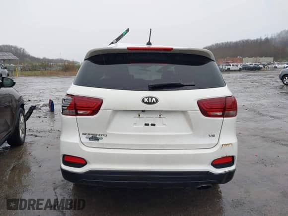 2020 Kia Sorento LX с VIN 5XYPGDA59LG664842, выставлен на аукционе IAAI как лот 41931693 с пробегом 68 316 миль миль и . История ставок и продаж доступна на DreamBid. Изображение 16.