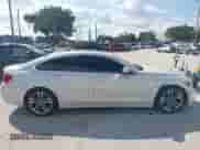 2019 BMW 4 Series 430i z VIN WBA4J1C5XKBM17254, wystawiony jako IAAI lot #43119456 z przebiegiem 41 914 mil mil oraz . Historia ofert i sprzedaży dostępna na DreamBid. Obrazek 12.