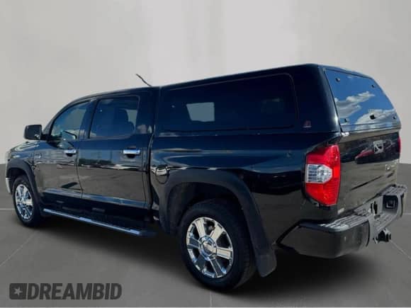 2017 Toyota Tundra Platinum с VIN 5TFGW5F10HX216928, выставлен на аукционе Copart как лот 90529555 с пробегом 180 278 миль миль и Чистый • Clean title. История ставок и продаж доступна на DreamBid. Изображение 4.