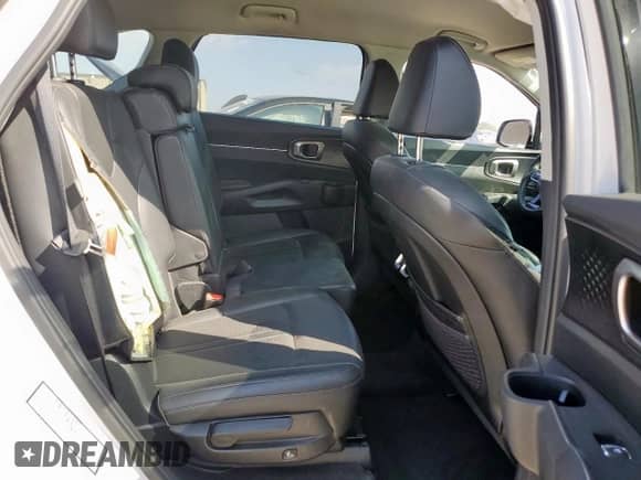 2024 Kia Sorento S with VIN 5XYRL4JC3RG288280, listed as a Copart auction lot 70855655 with 57,419 mi miles and Non repairable. Bid and sale history available at DreamBid. Image 11.